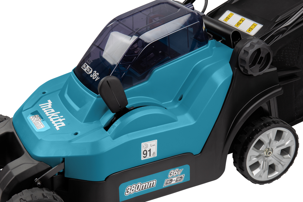 Detail van de Makita DLM382Z accu grasmaaier met 38 cm maaidek